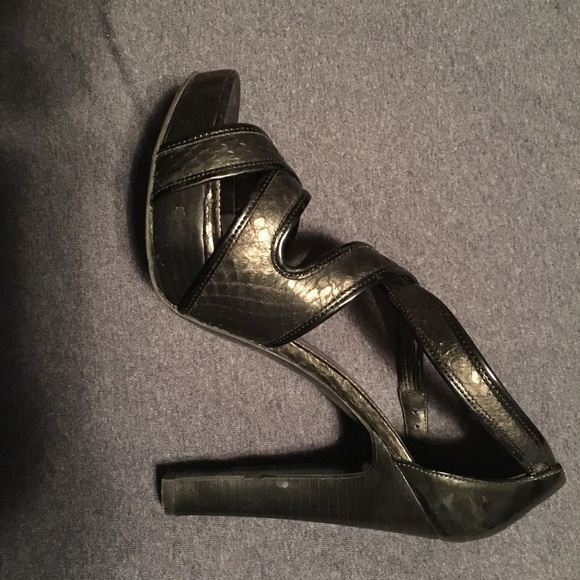 Ralph Lauren Size 7 - Picture 3 of 3